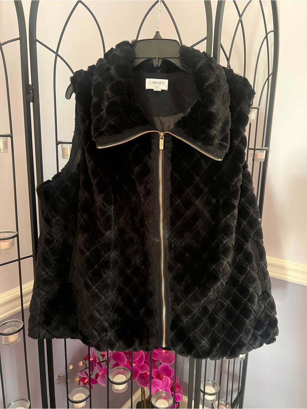 Carmen Marc Valvo Black Quilted Faux Fur Zip Jacket